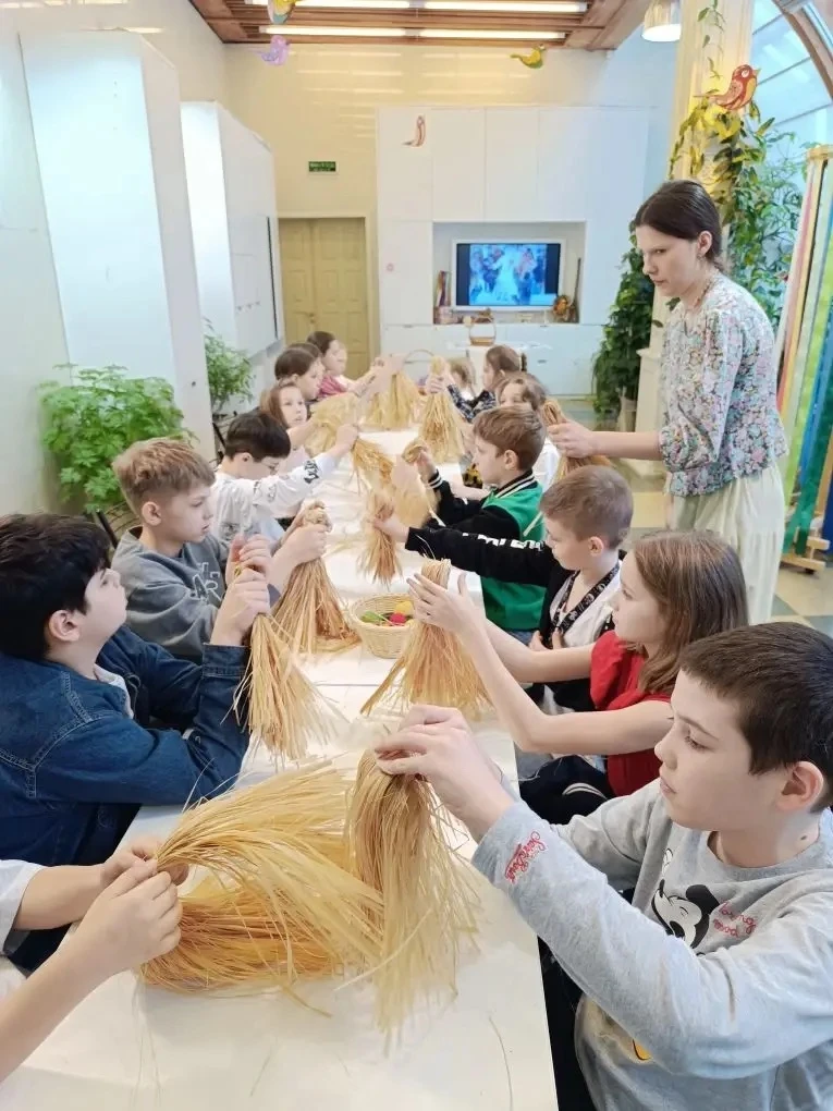 Очень необычно посреди снежной и морозной зимы оказаться в Тропиках и побывать на «Цветочном карнава