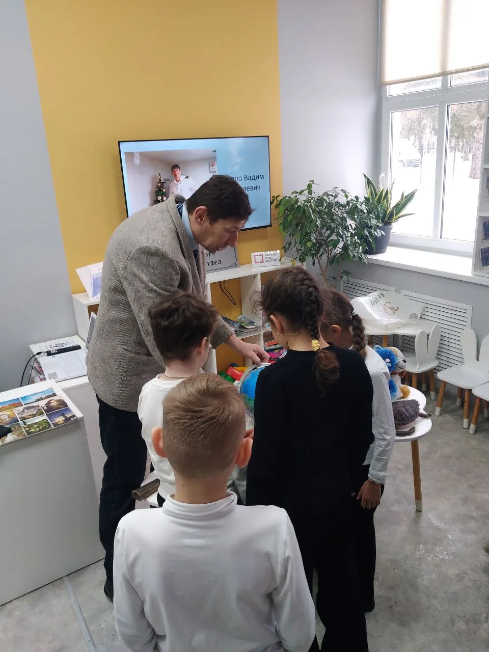 5 февраля в  центральной детской библиотеке города Гусева прошла творческая встреча с писателем Вади