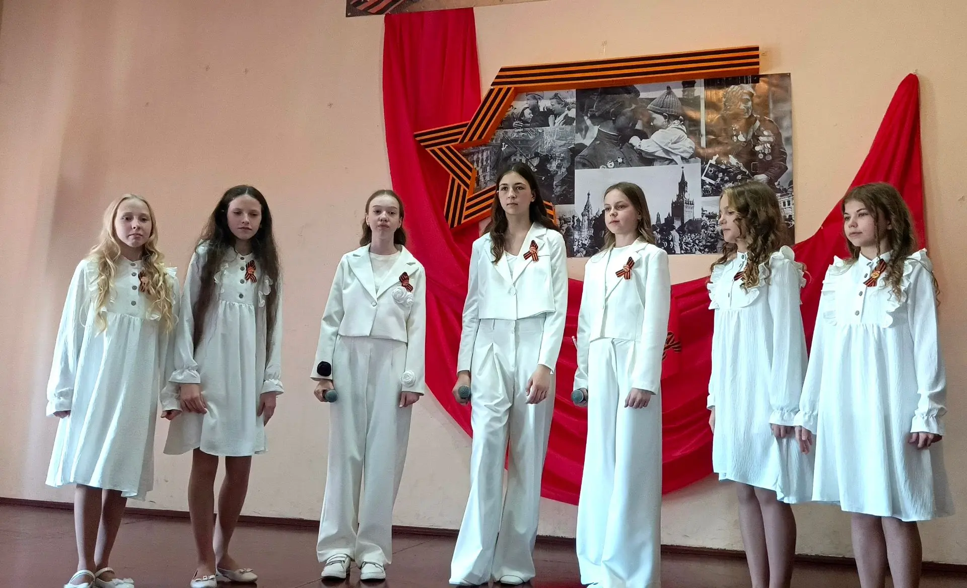 "ПАМЯТНЫЕ ДАТЫ"🔥 - "ПРАЗДНИЧНЫЕ МЕРОПРИЯТИЯ"🎉  8 мая в актовом зале гимназии прошёл традиционный фес