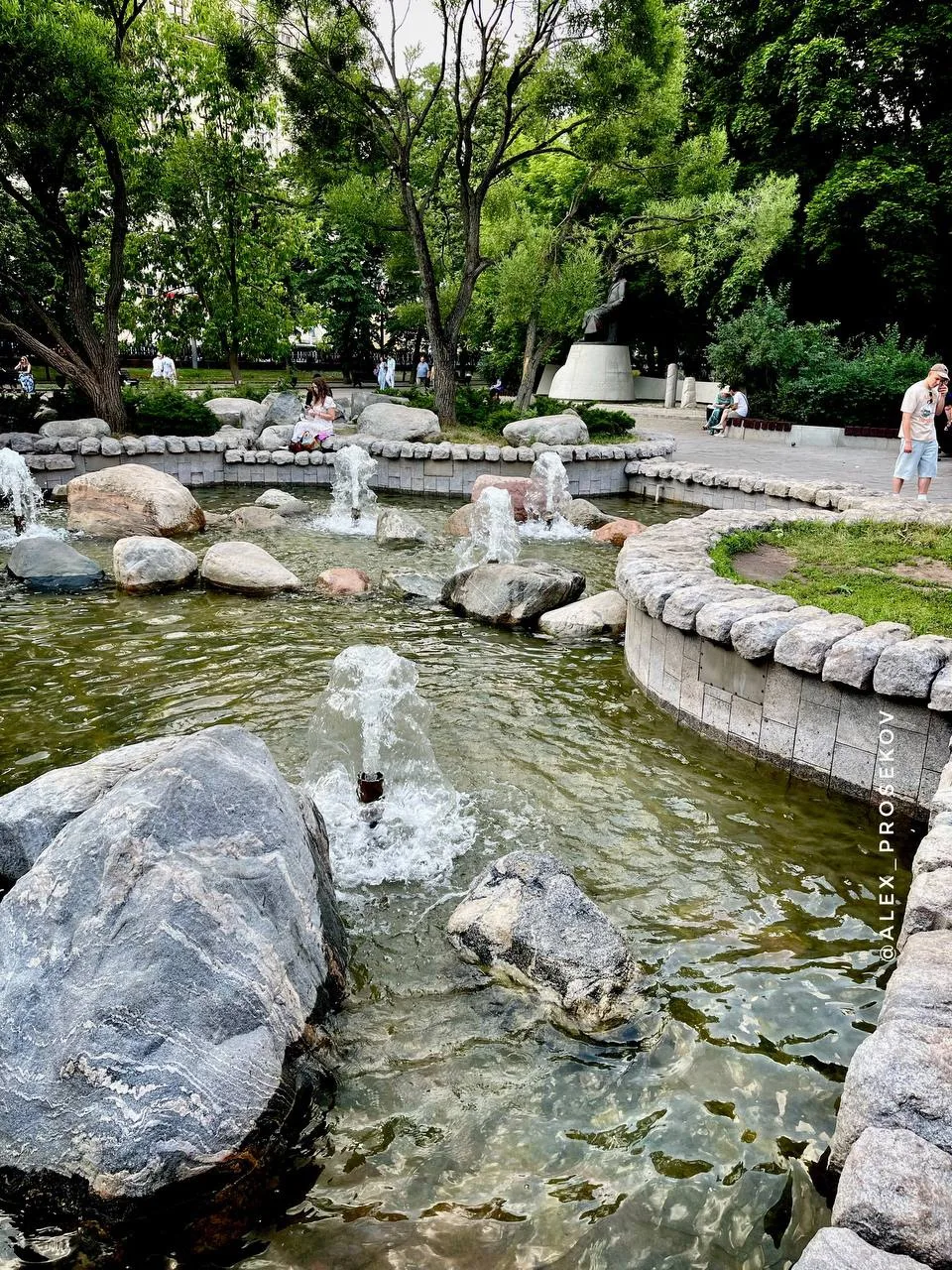 Доброе утро, Москва! 

Сегодня в столице до +23 °C. Погода может быть облачной, но осадков не ожидае