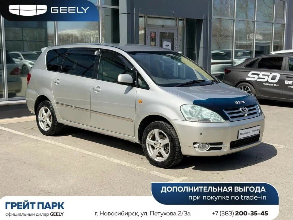 Toyota Ipsum, 2001 г.