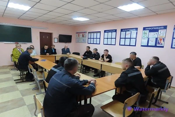 В СИЗО-1 осуждённых готовят к освобождению вместе со специалистами городских служб
В следственном из