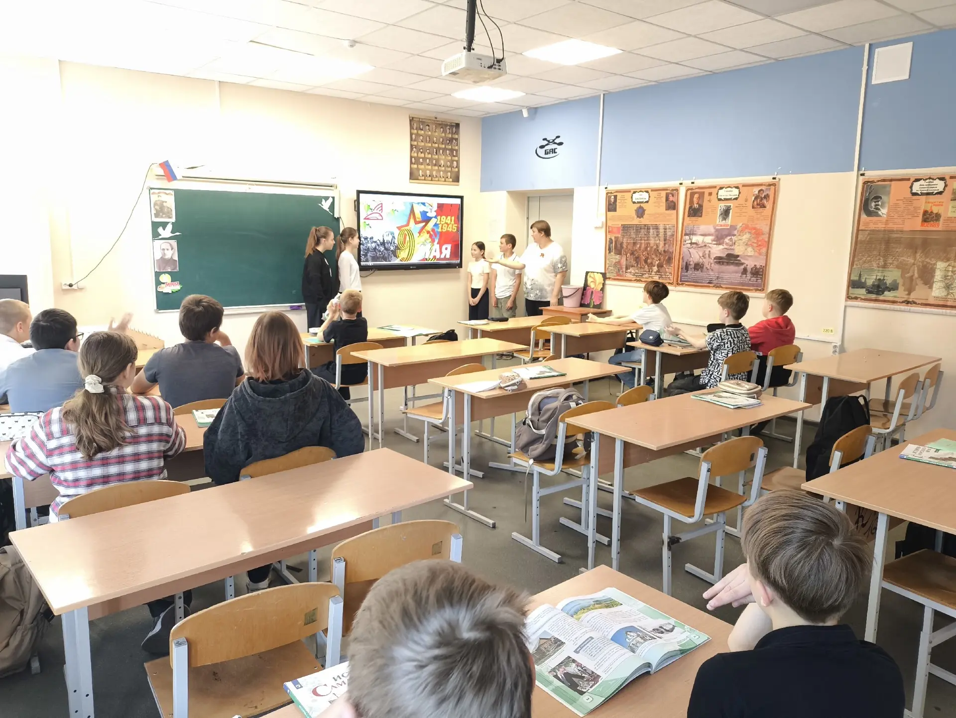 День Победы в нашей школе: память, которая объединяет поколения 9 Мая — дата, которая навсегда в сер
