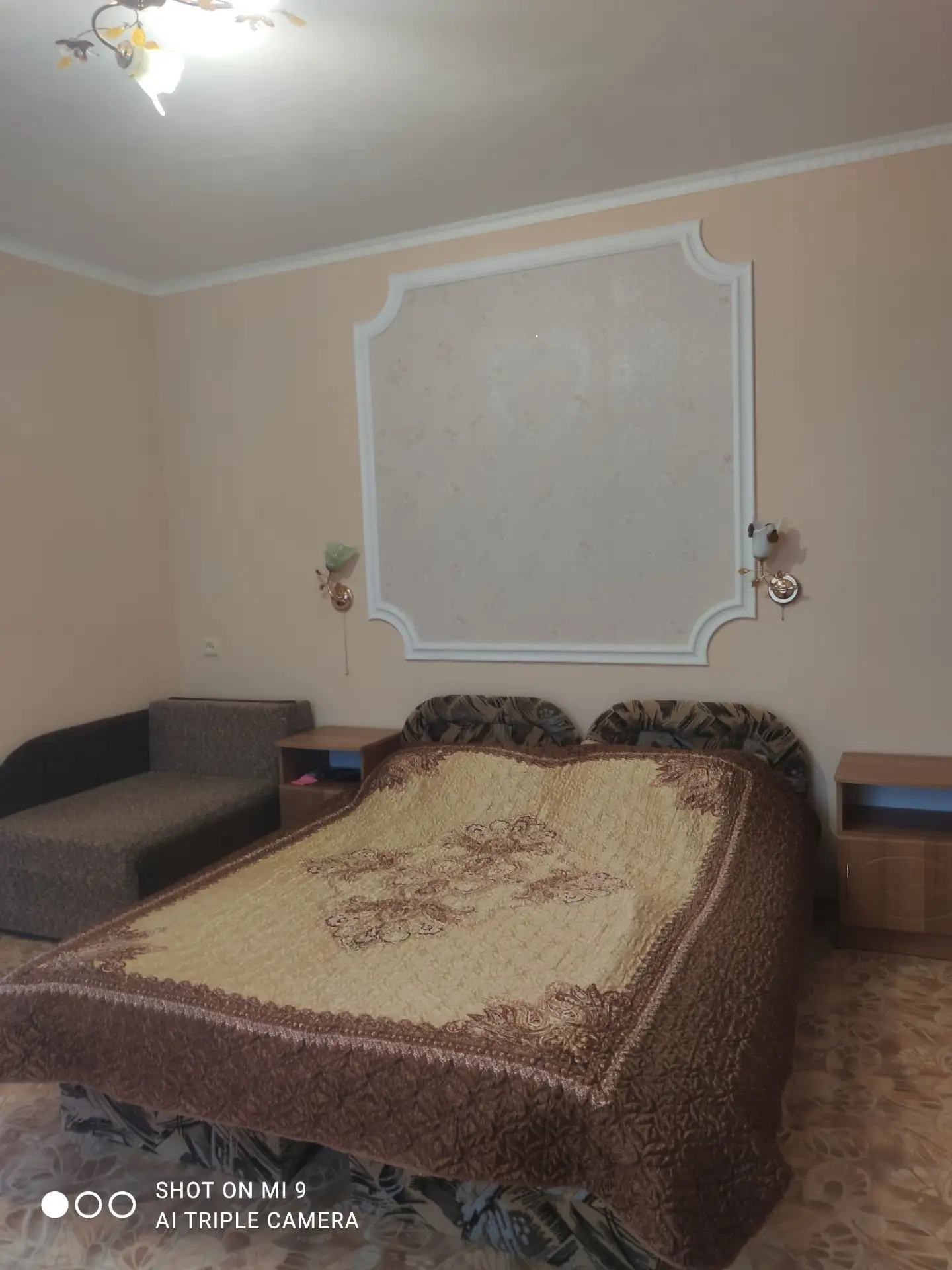 #СУДАК  Предлагаем Вам для отдыха однокомнатные и двухкомнатные домики, комфортабельные двухместные 