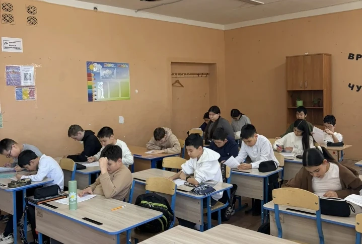 🧭 Курс на профессиональное будущее: встречи с Кадровым центром  В нашей школе прошел цикл профориент