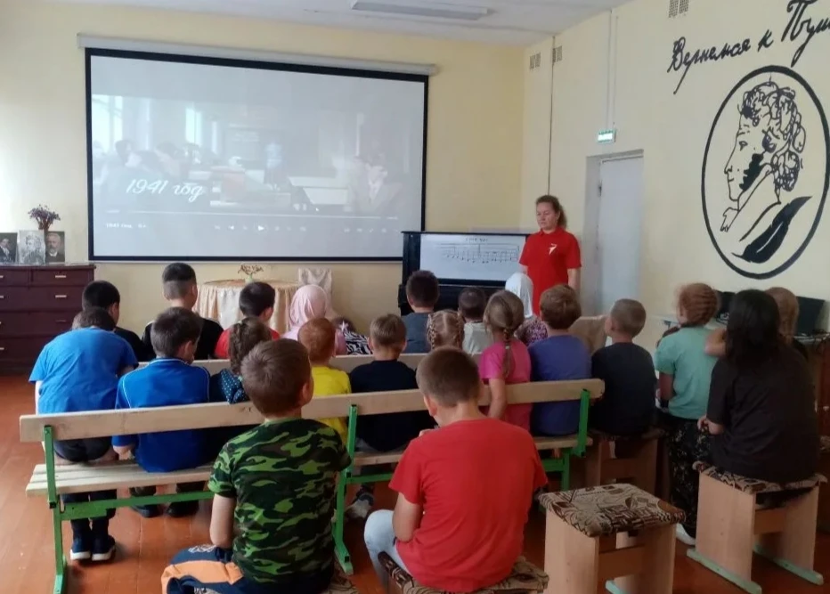 🇷🇺22 июня — День памяти и скорби.
22 июня наша страна вспоминает трагическую дату — день, когда на
