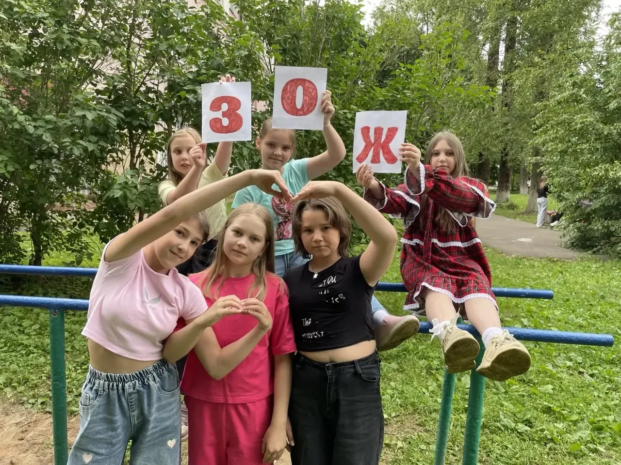 Заряжаемся энергией и позитивом на занятии о здоровом образе жизни! Узнали много полезного о питании
