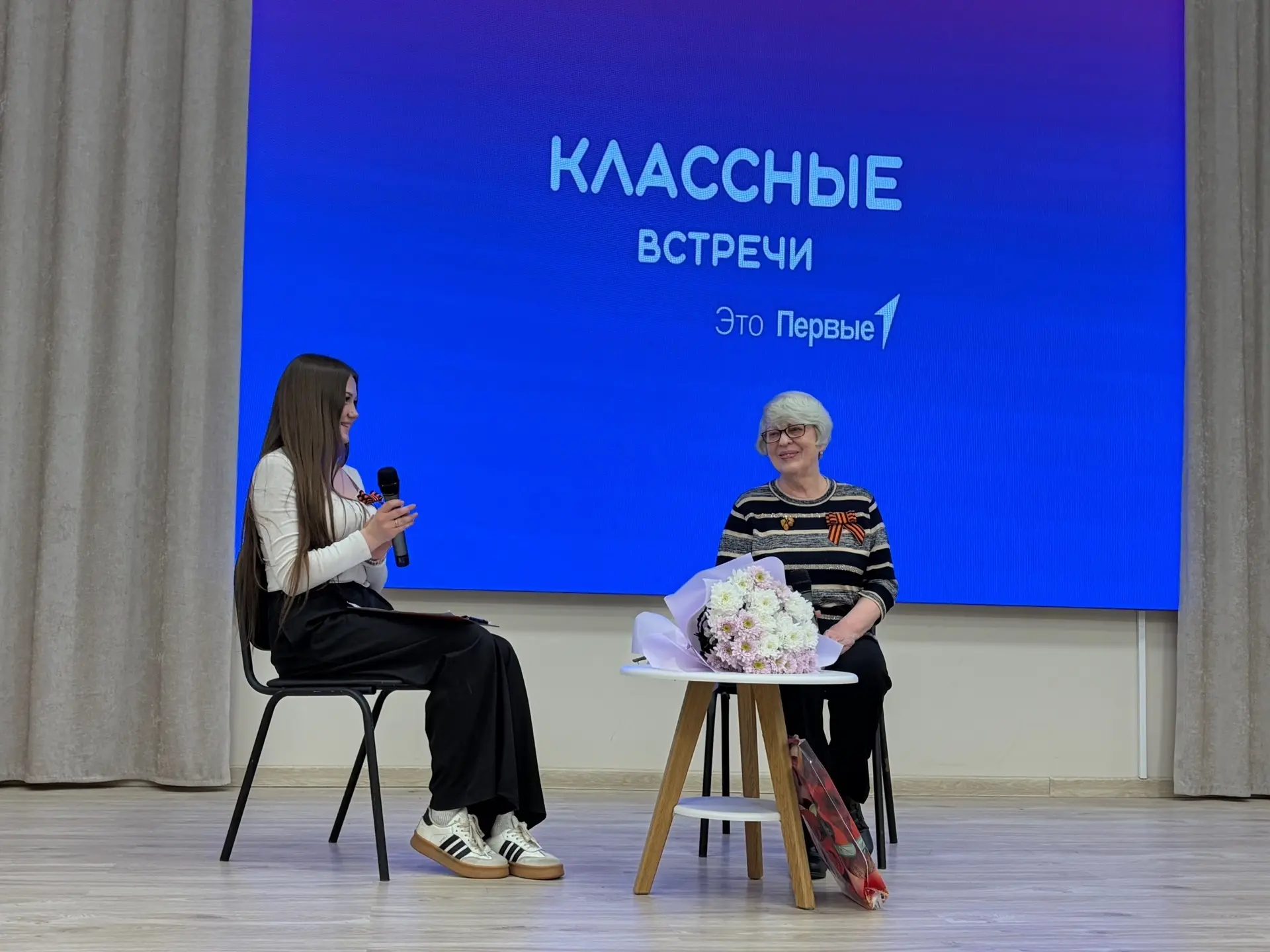 🗣 Классная встреча✅  В Гимназии №4 накануне 9 мая прошла «Классная встреча» с Ниной Игоревной Каберо