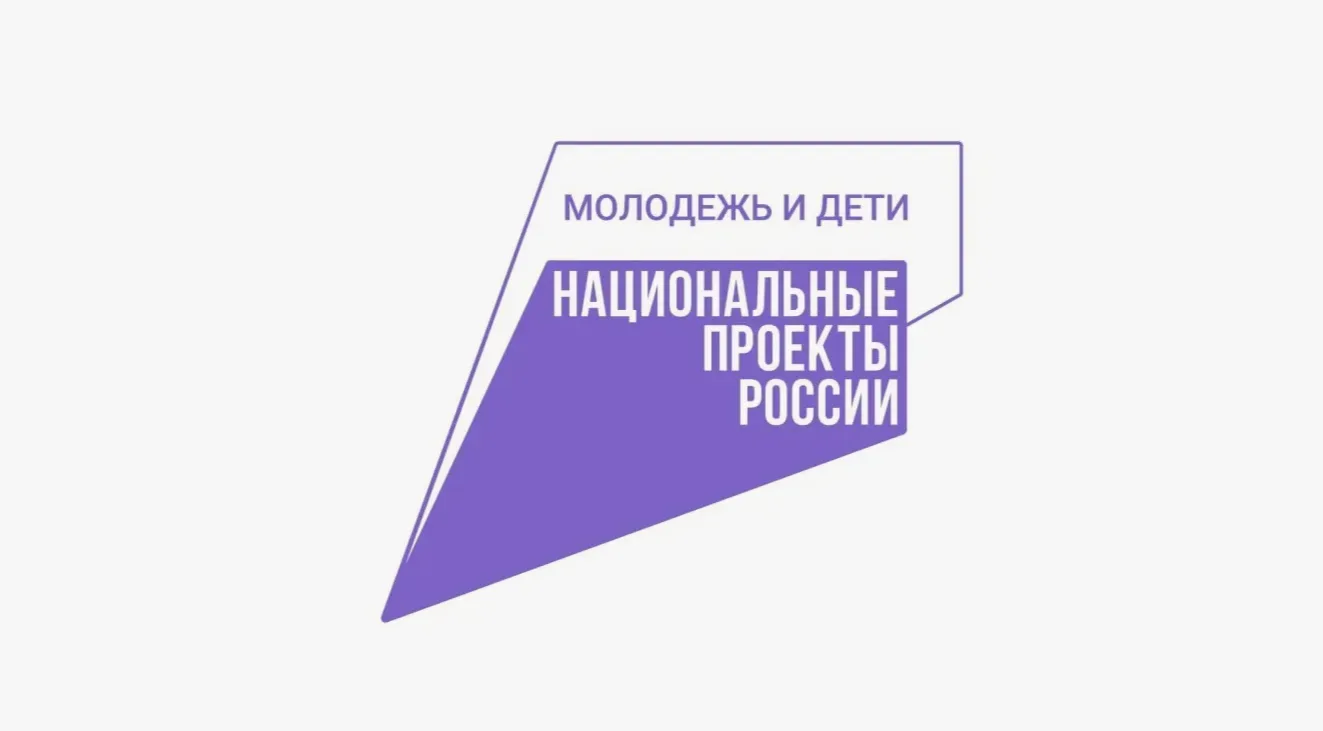 В алтайском селе после капитального ремонта открыли школу с уникальным агроклассом