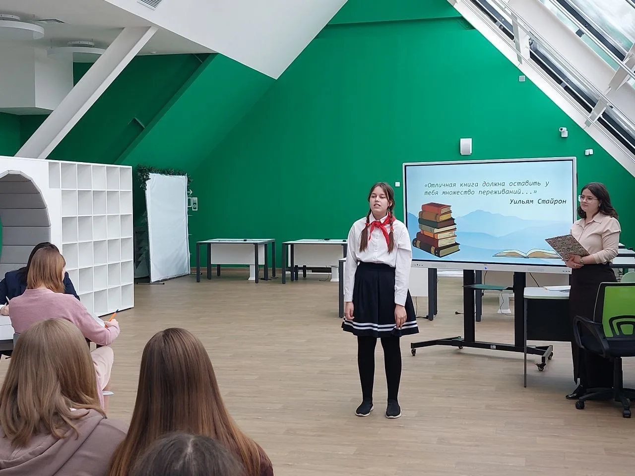 16 февраля в стенах библиотеки прошёл школьный этап Всероссийского конкурса чтецов прозы "Живая клас