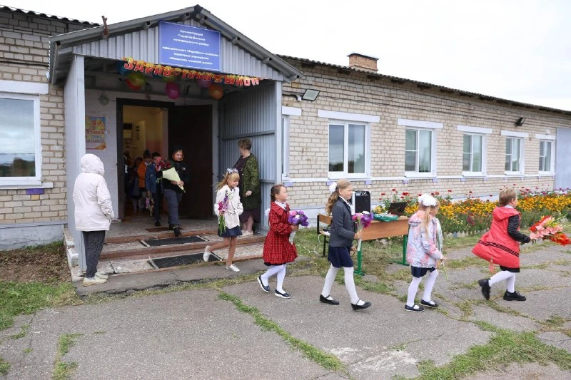 Чибис пообещал к 2030 году отремонтировать все школы в закрытых городах Мурманской области