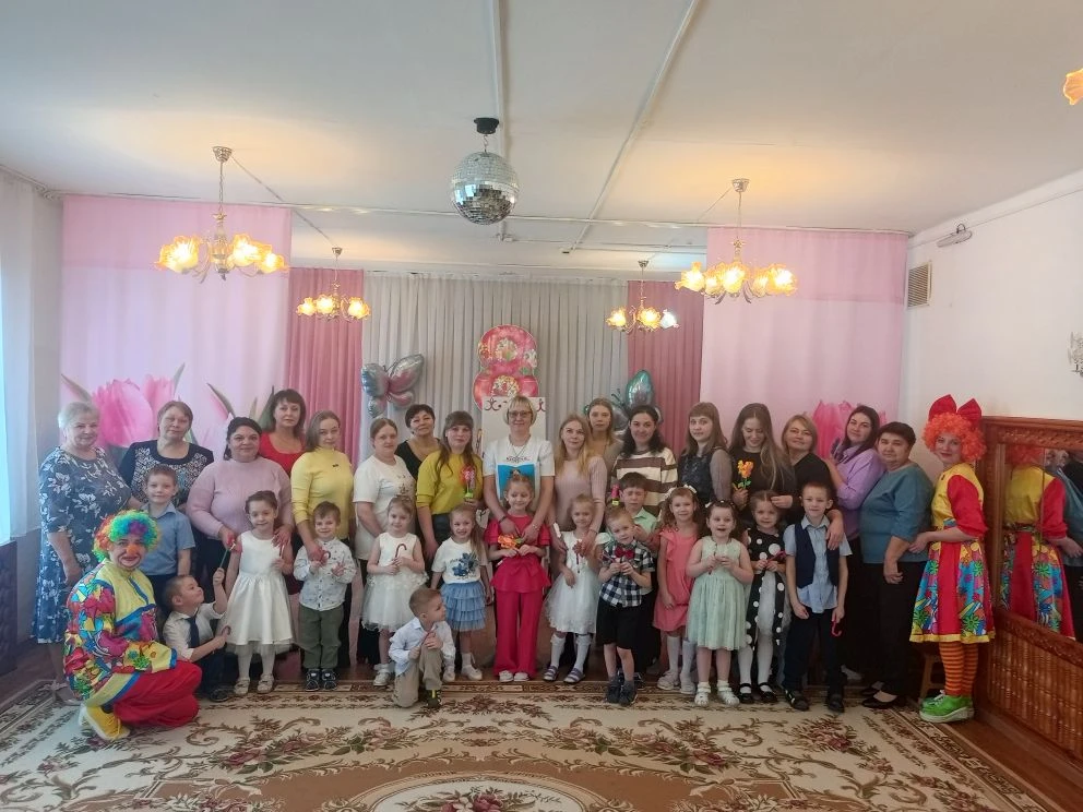 Праздник весны и нежности в группе "Маргаритка"! 💐