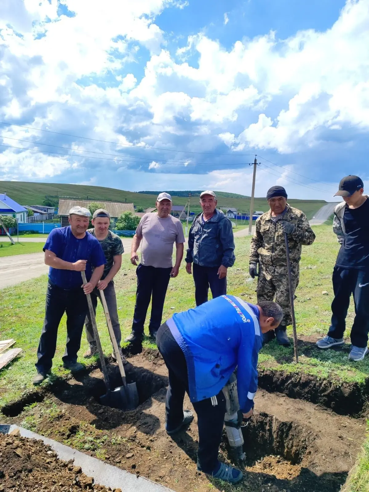 В д. Чингизово появился новый арт-объект.