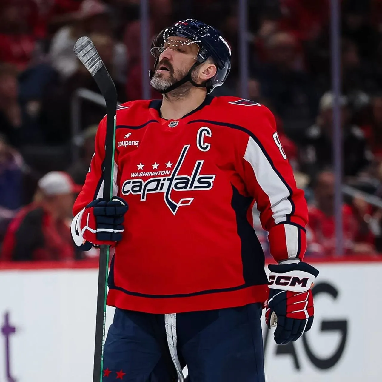 Выиграйте клюшку Александра Овечкина 🏒

На аукционе Fan's Dream появился эксклюзивный лот —  клюшка