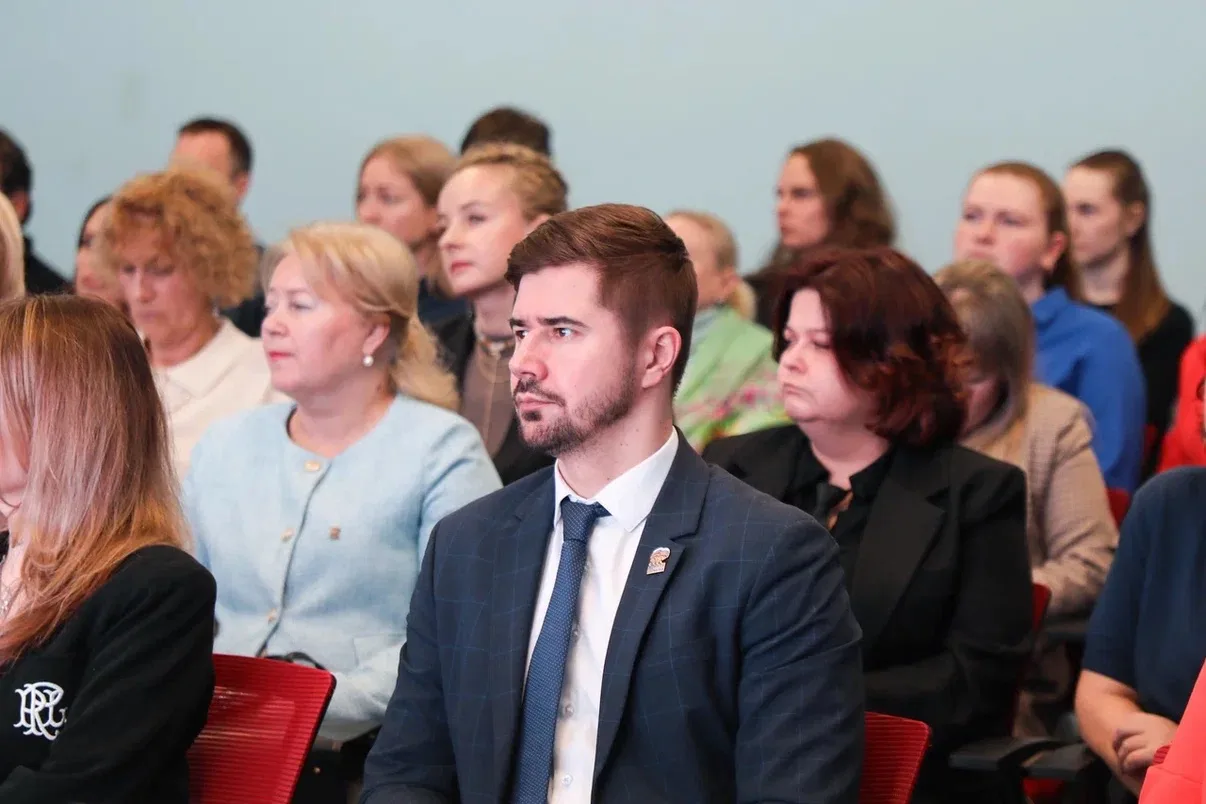 Встречи с первичными отделениями партии «Единая Россия» — это важный инструмент обратной связи, позв