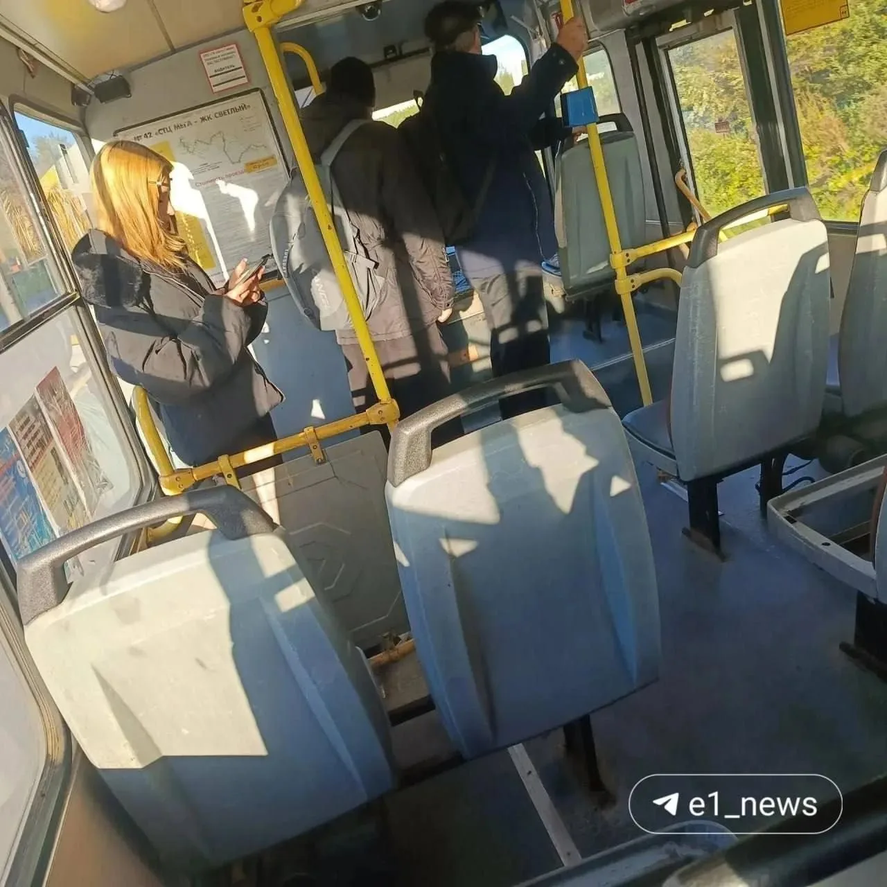 🚌 В Екатеринбурге автобус №42 вышел на маршрут без нормальных сидений