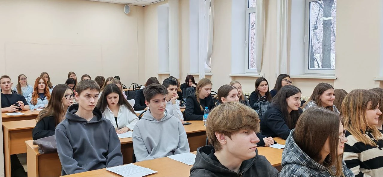 Герои прошлого и настоящего: в колледже прошло мероприятие ко Дню защитника Отечества.  В колледже с