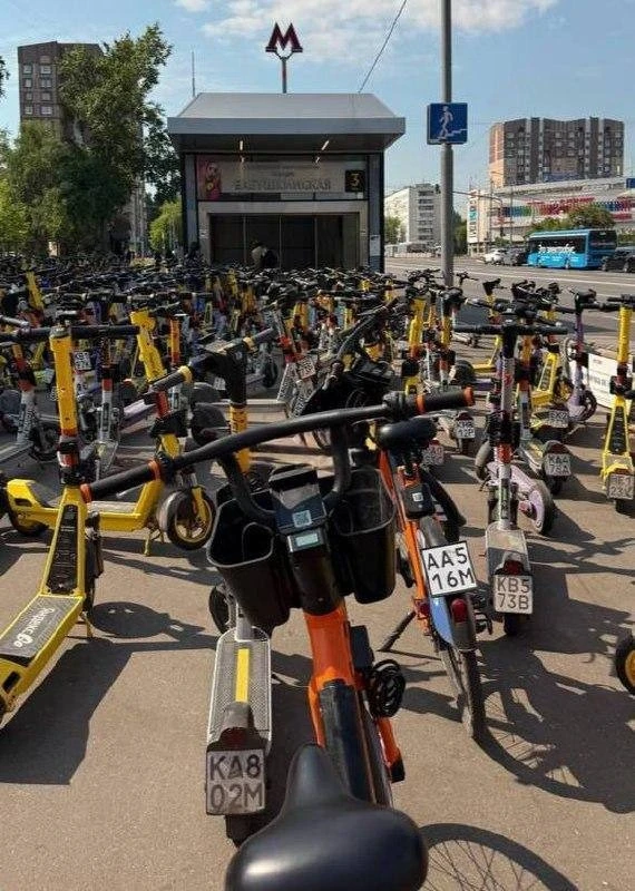 А в метро как попасть? 
📍 Бабушкинская

Подслушано Метро Москвы