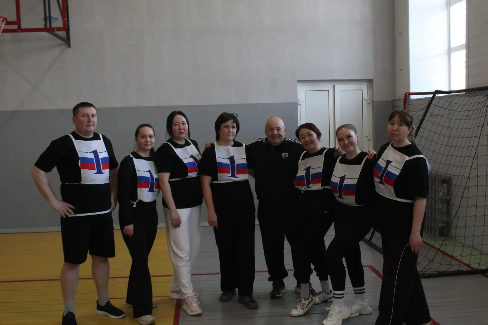 🎉🥇 УРА! Наша сборная учителей победила в турнире по волейболу среди работников профсоюза образования