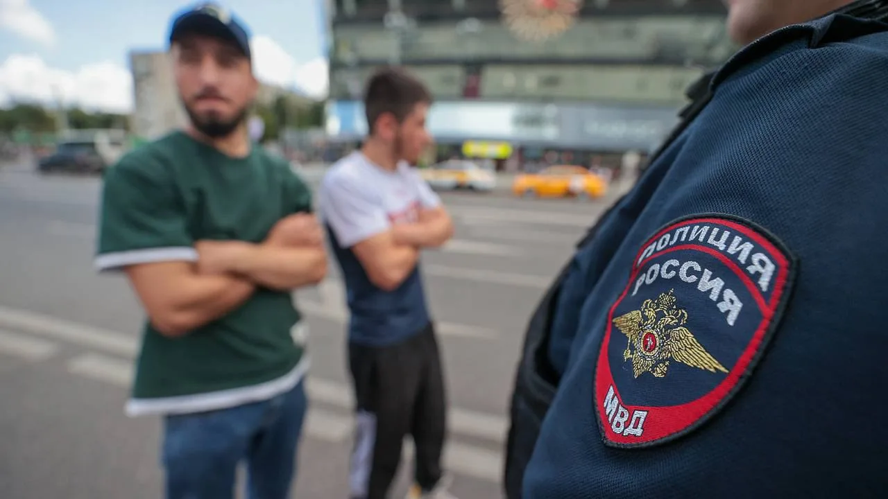 📢 В России ужесточили правила для мигрантов: лица с любой неснятой или непогашенной су...