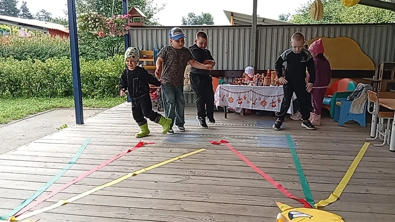 🔥🔥🔥 «Антихрупкие прогулки» - прогулки, которые запоминаются!
Есть в детстве особенные мгновения —
