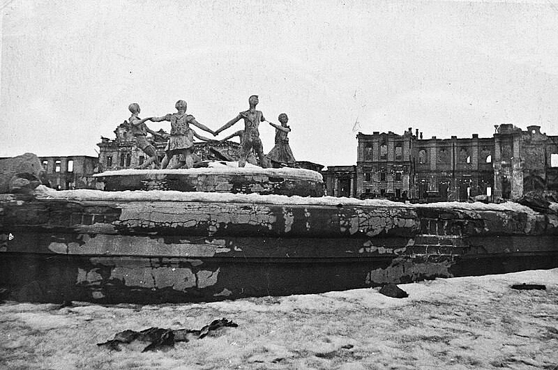 #КорочеИстория 84 года назад — 17 июля 1942 года — началась Сталинградская битва.