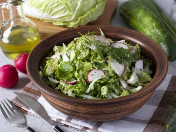 🥗 Салат с пекинской капустой, огурцом и редиской
