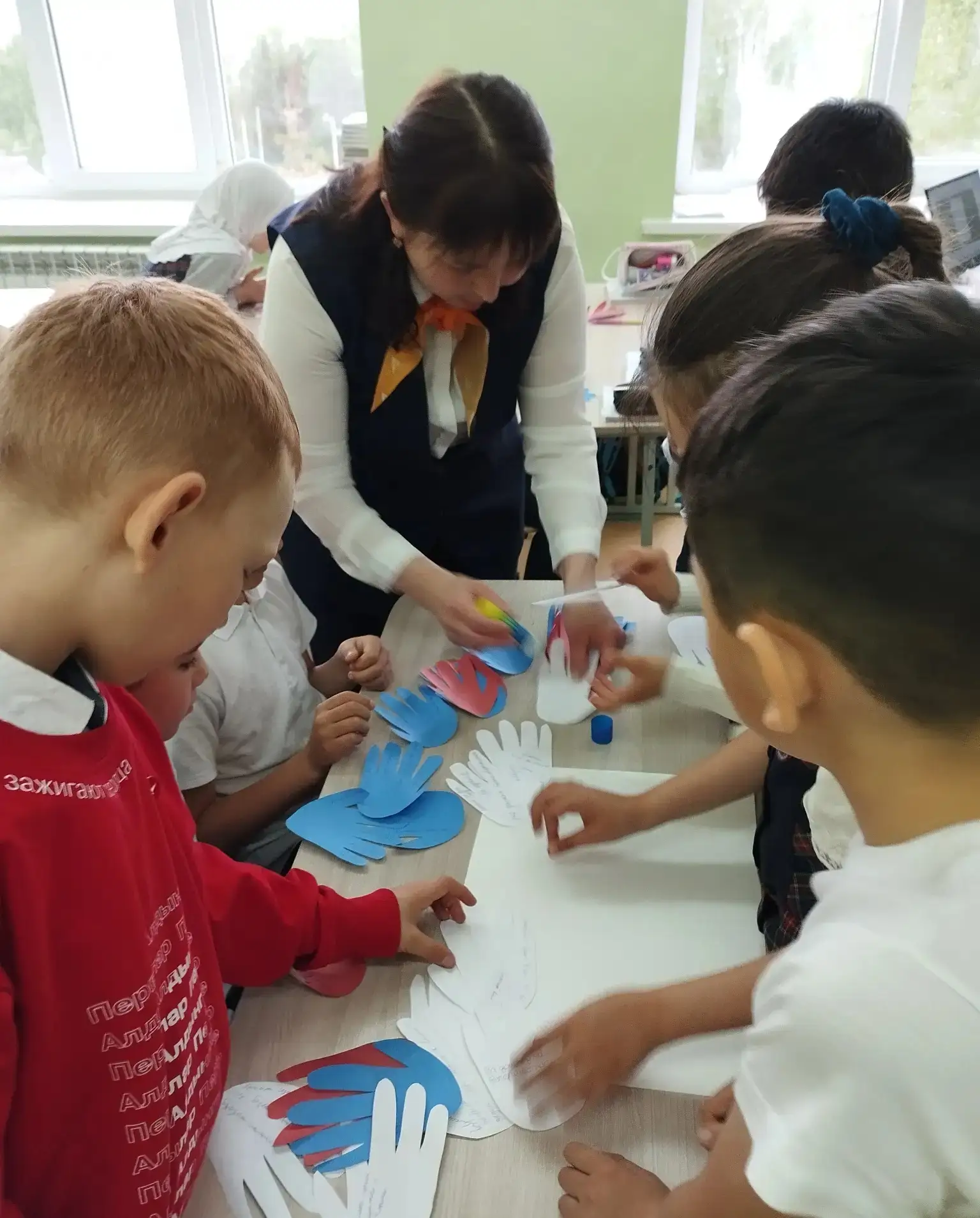 Акция «Сила Победы в единстве народов!»🕊🇷🇺  🕊В школе прошла патриотическая акция «Сила Победы в един