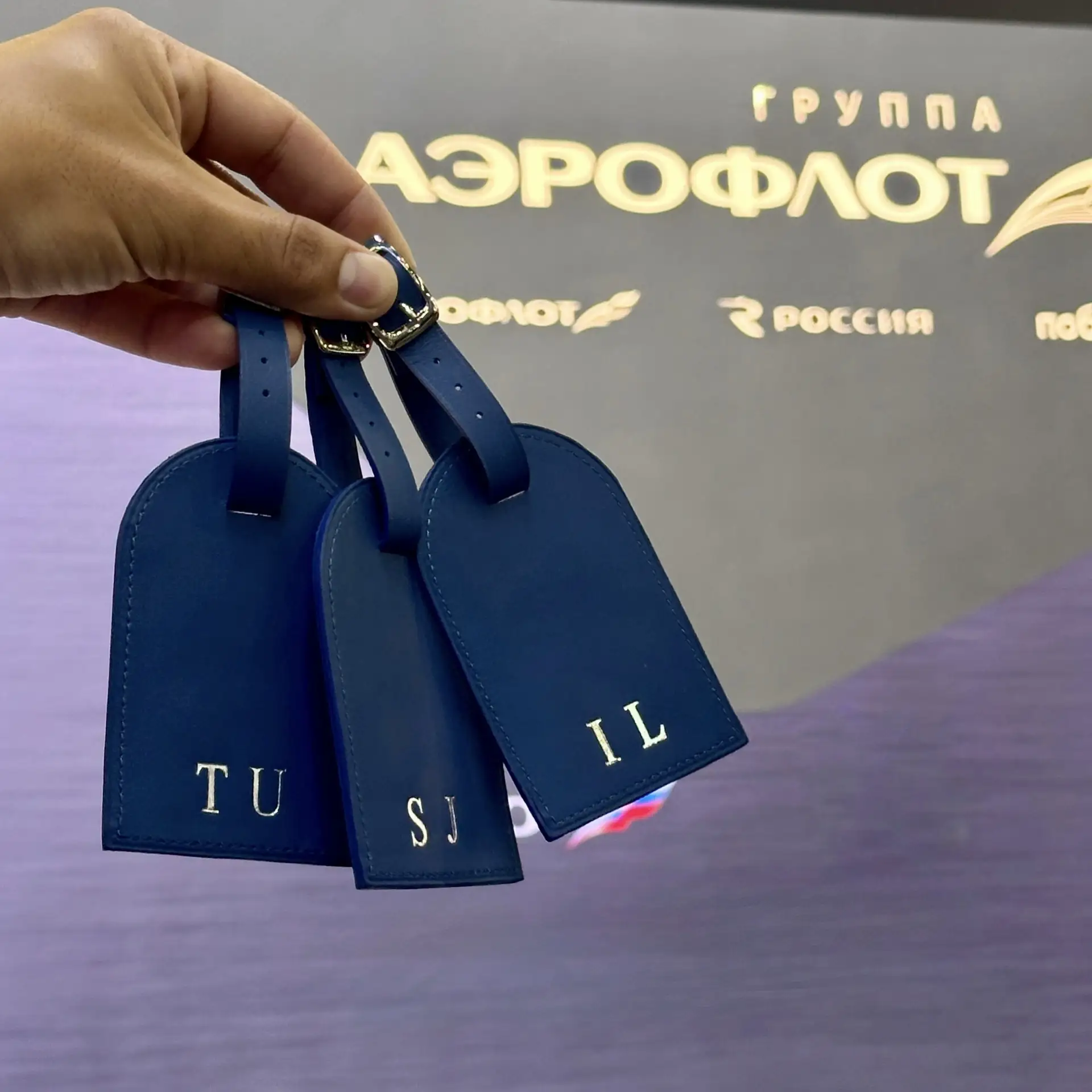 Подводя итоги ПМЭФ, заглянули на стенд @aeroflot_official за полюбившимися всем гостям форума сувени