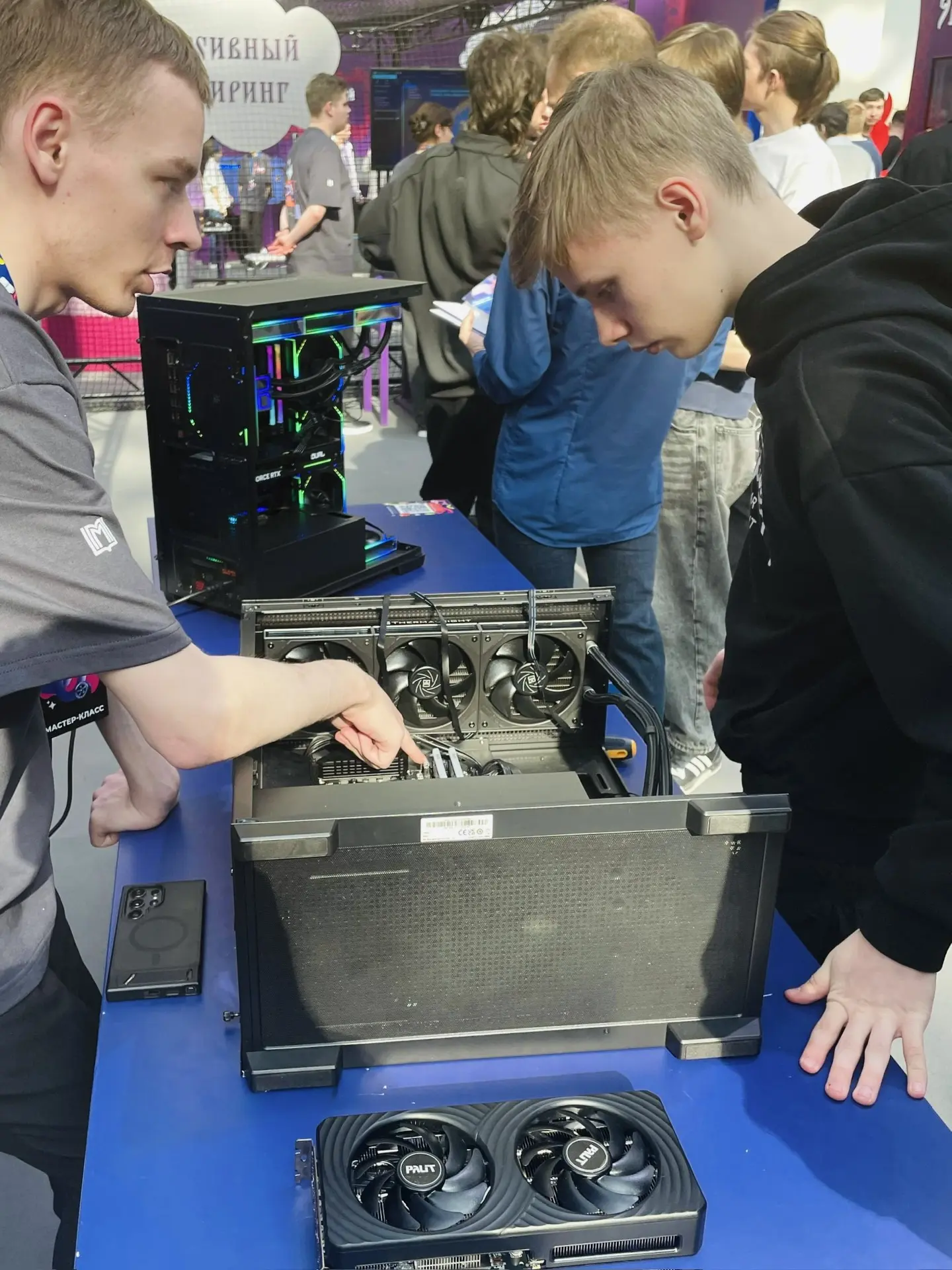 ФОРУМ КОЛЛЕДЖЕЙ МОСКВЫ  🤩23 марта 100 обучающихся 9 классов нашей школы посетили Форум колледжей Мос