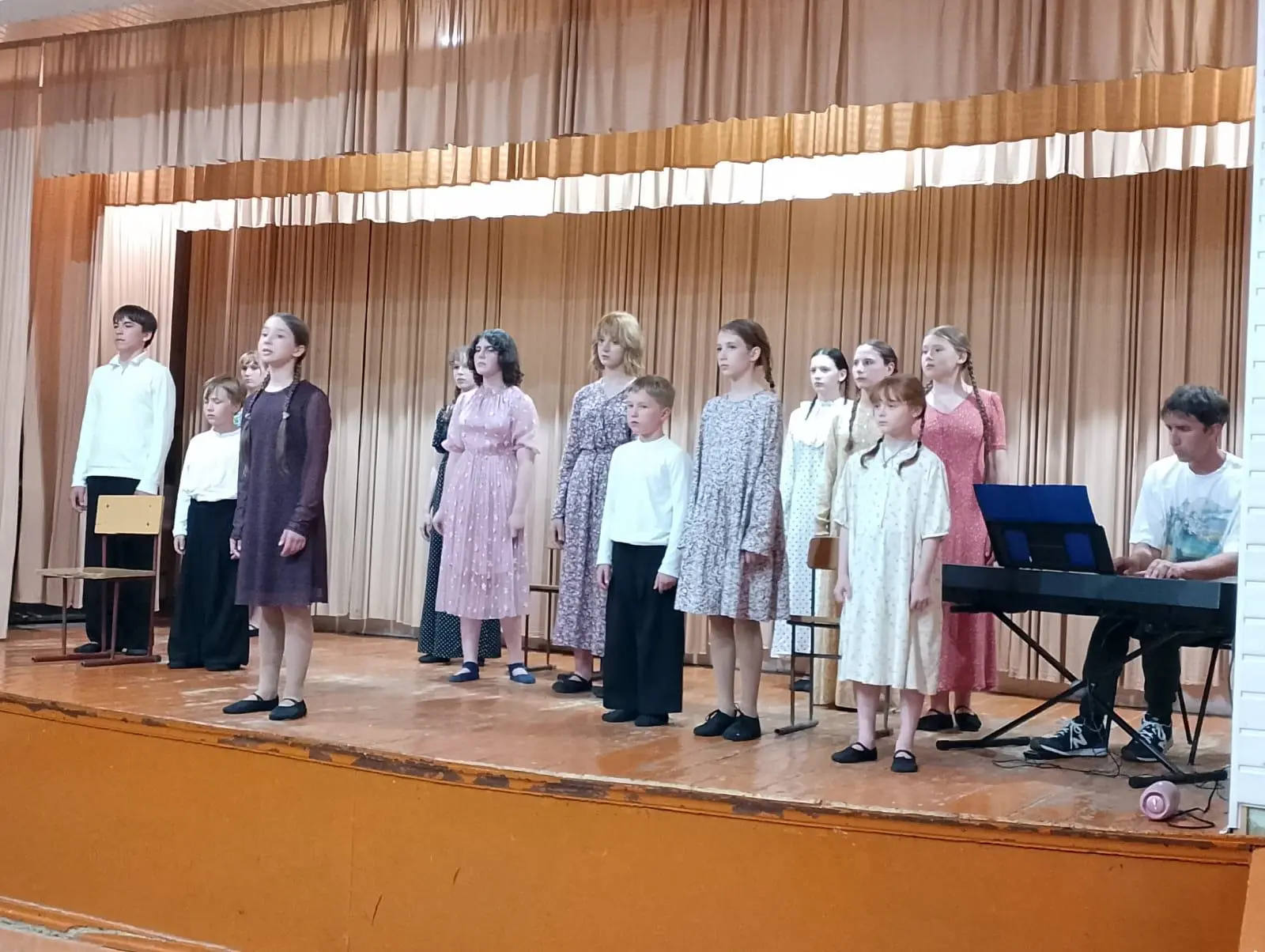 Я ПОМНЮ»: в санатории «Солнечный» поселка Иноземцево прошла музыкально‑поэтическая композиция, посвя