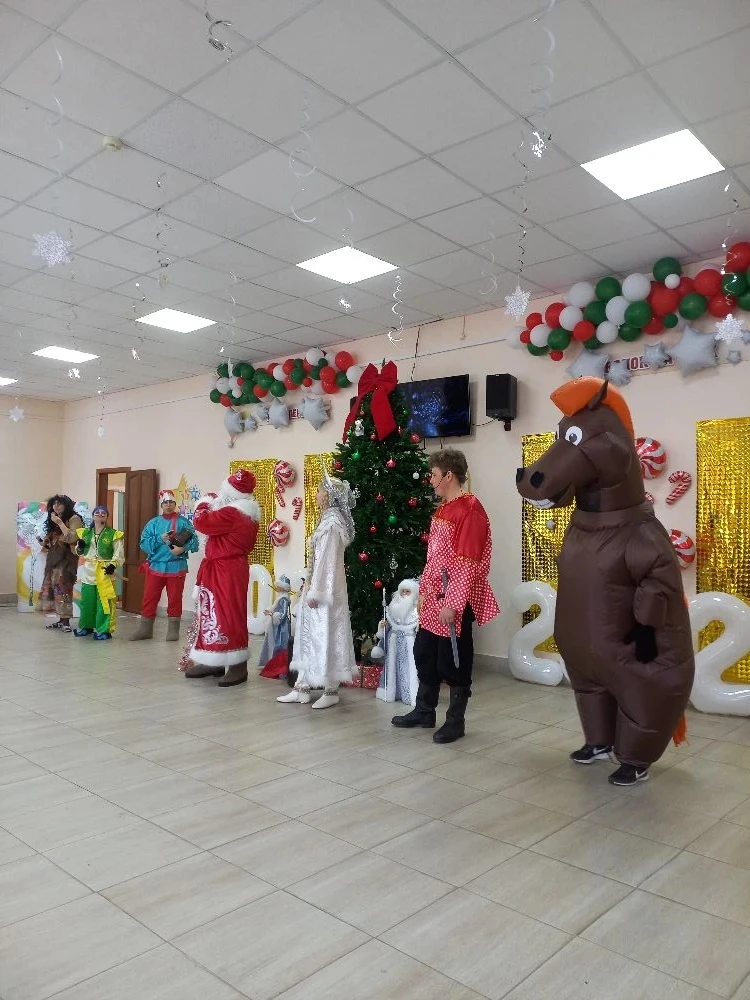 🎉🎄 Уважаемые родители и ученики! 🎄🎉 С огромным удовольствием сообщаем, что в начальном звене нашлось