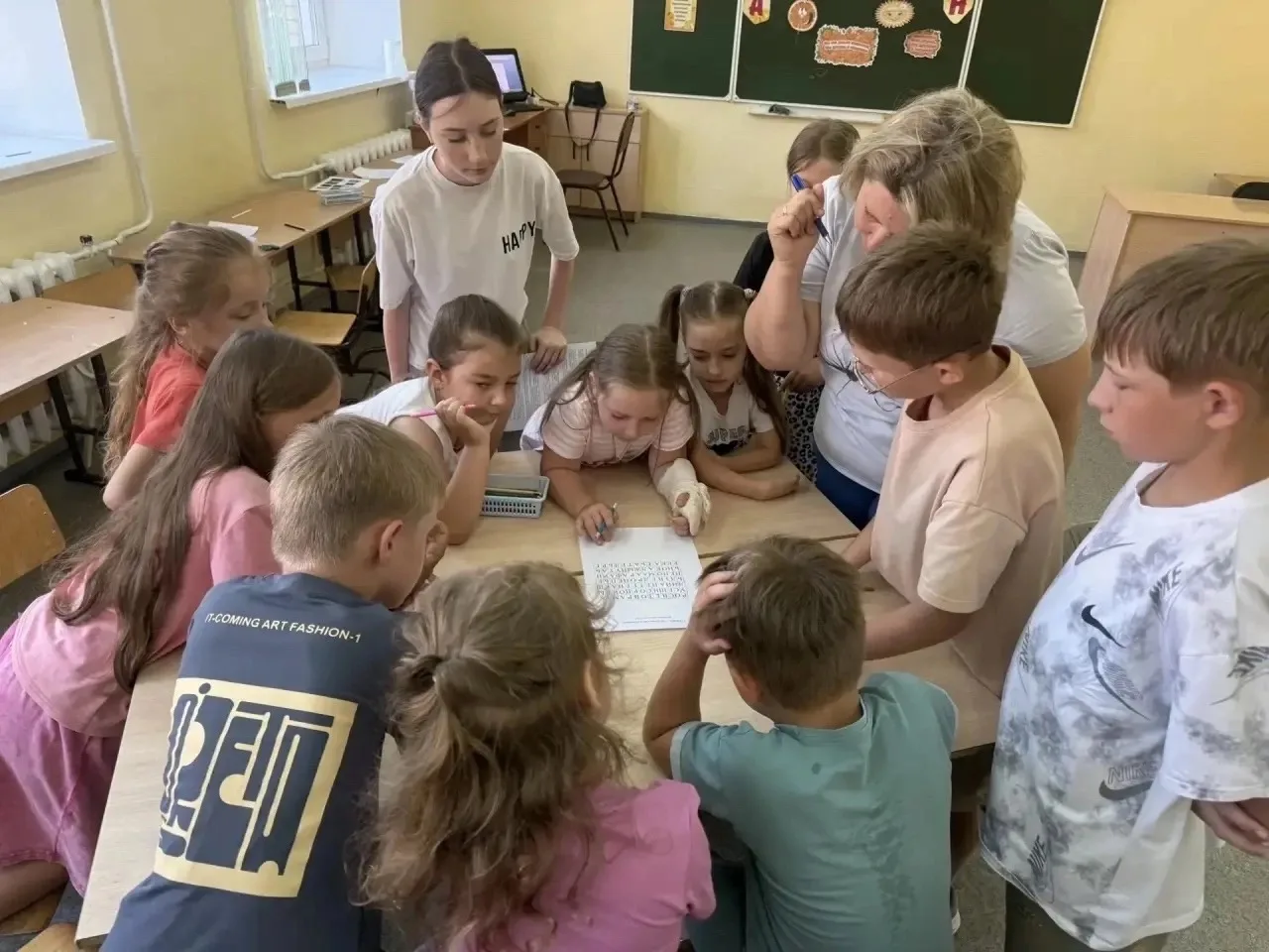 🚦 «Дорожный патруль» 🚦

Сегодня ребята приняли активное участие в увлекательной квест-игре по прав