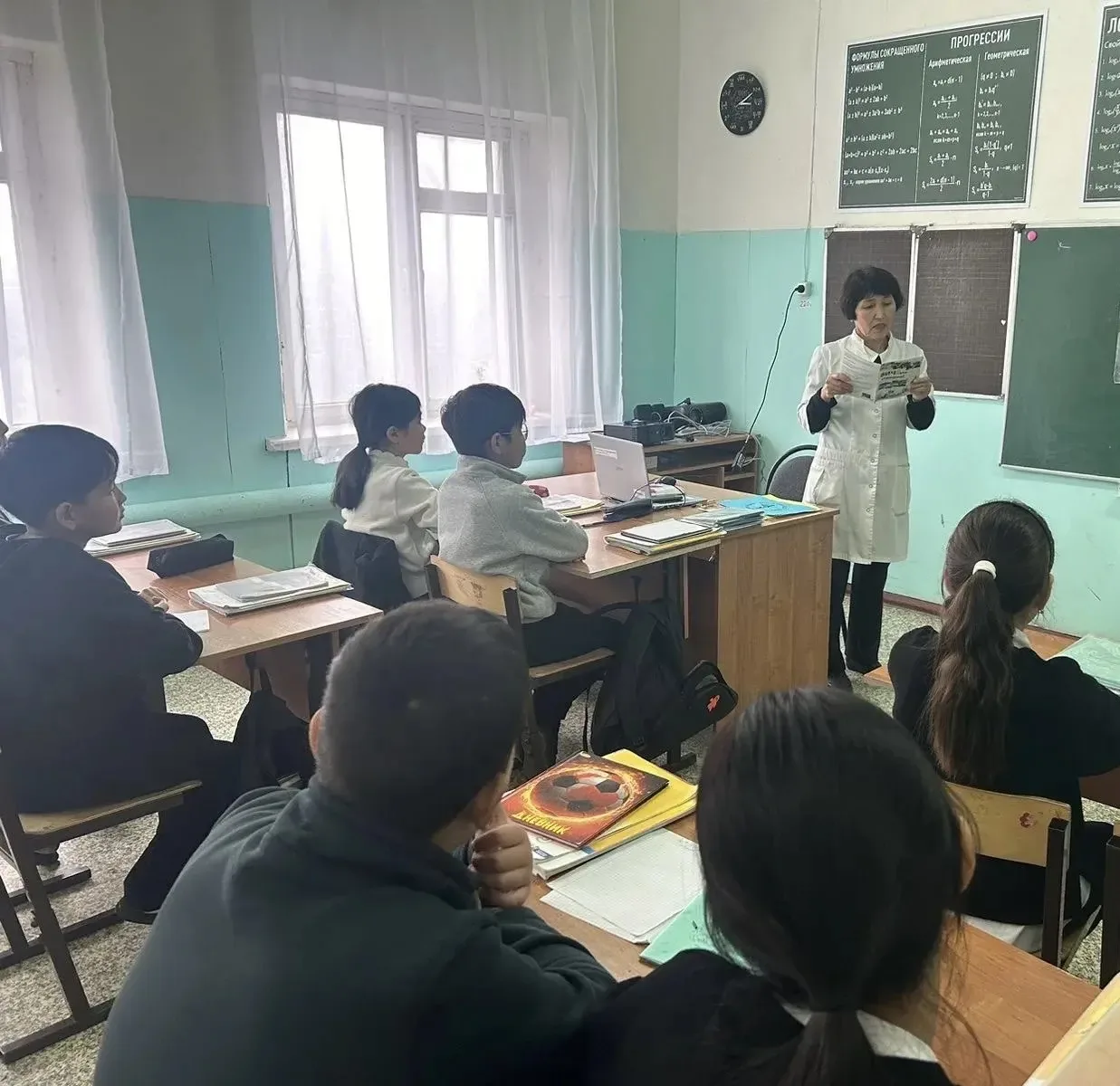 14 апреля в рамках Общероссийской антинаркотической акции "Призывник. Защитники Отечества" работнико