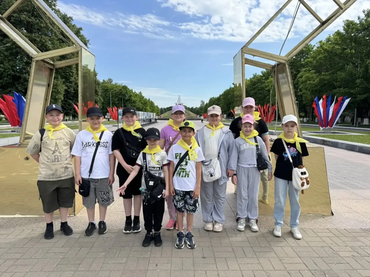🎉 День 3: Праздник «Та-ра-рам» в честь Дня защиты детей! 🎉