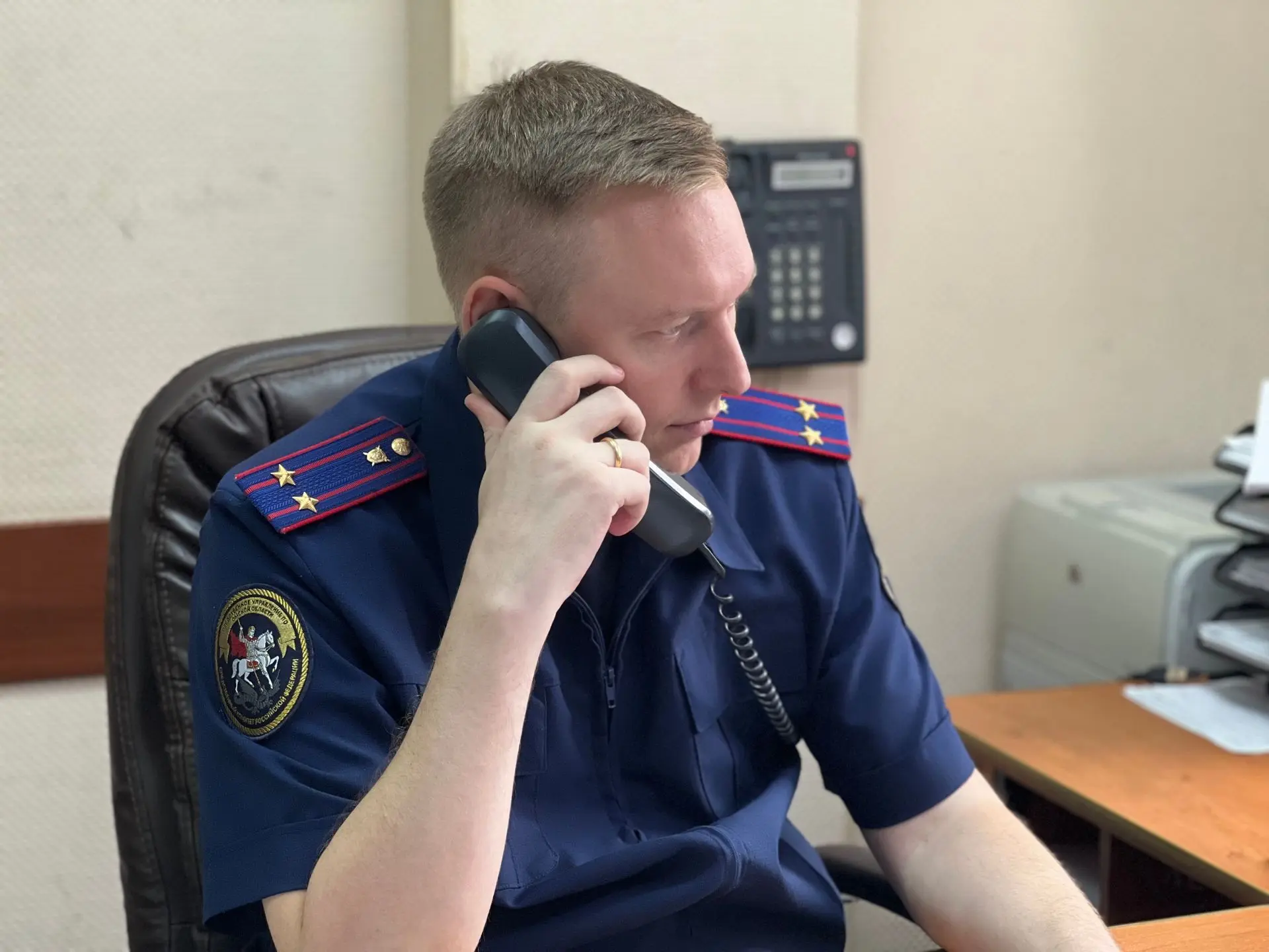 В следственном управлении работает телефонная линия "Ребенок в опасности!"

По номеру телефона «123»