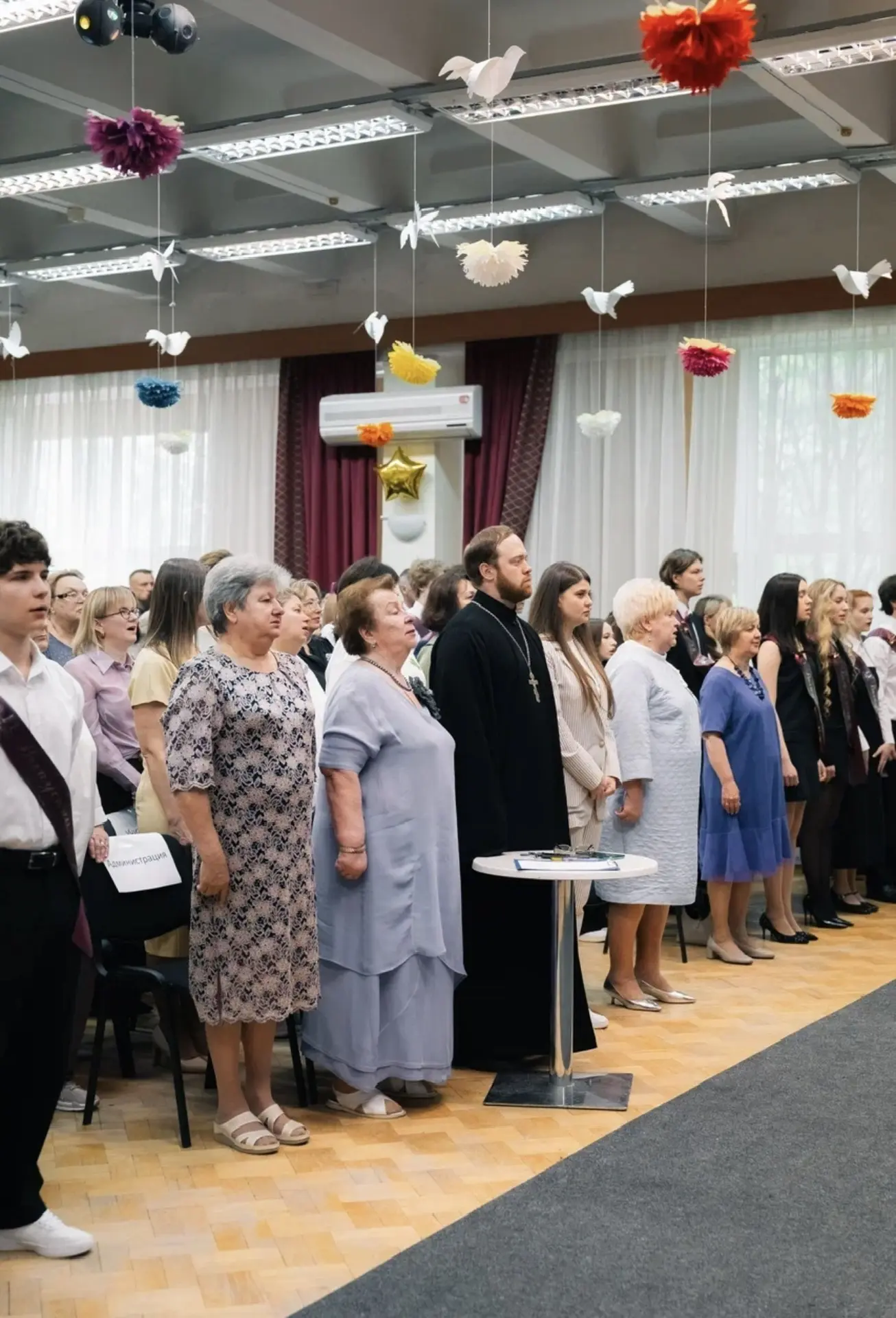В нашем Лицее  прозвенел «Последний звонок» для 11-х классов. 📯