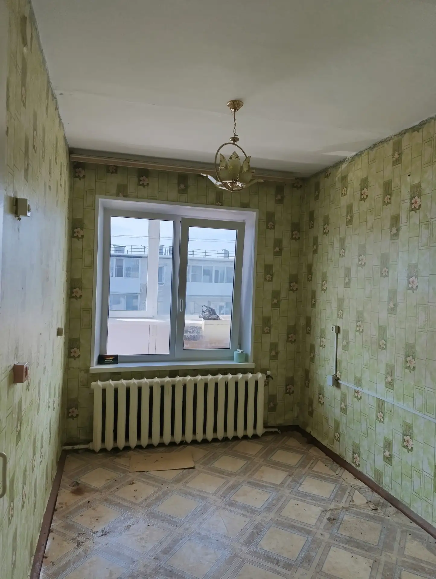 Продается 2-х комнатная благоустроенная квартира в с. Альменнво,39,1 кв. м.Квартира теп...