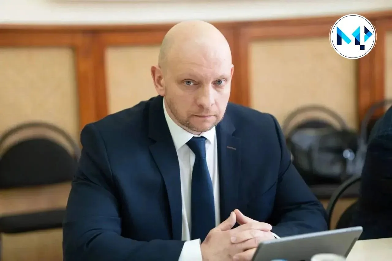 Цифровизация региона из первых уст

Министр цифрового развития Роман Тришин ведет рабочие страницы в