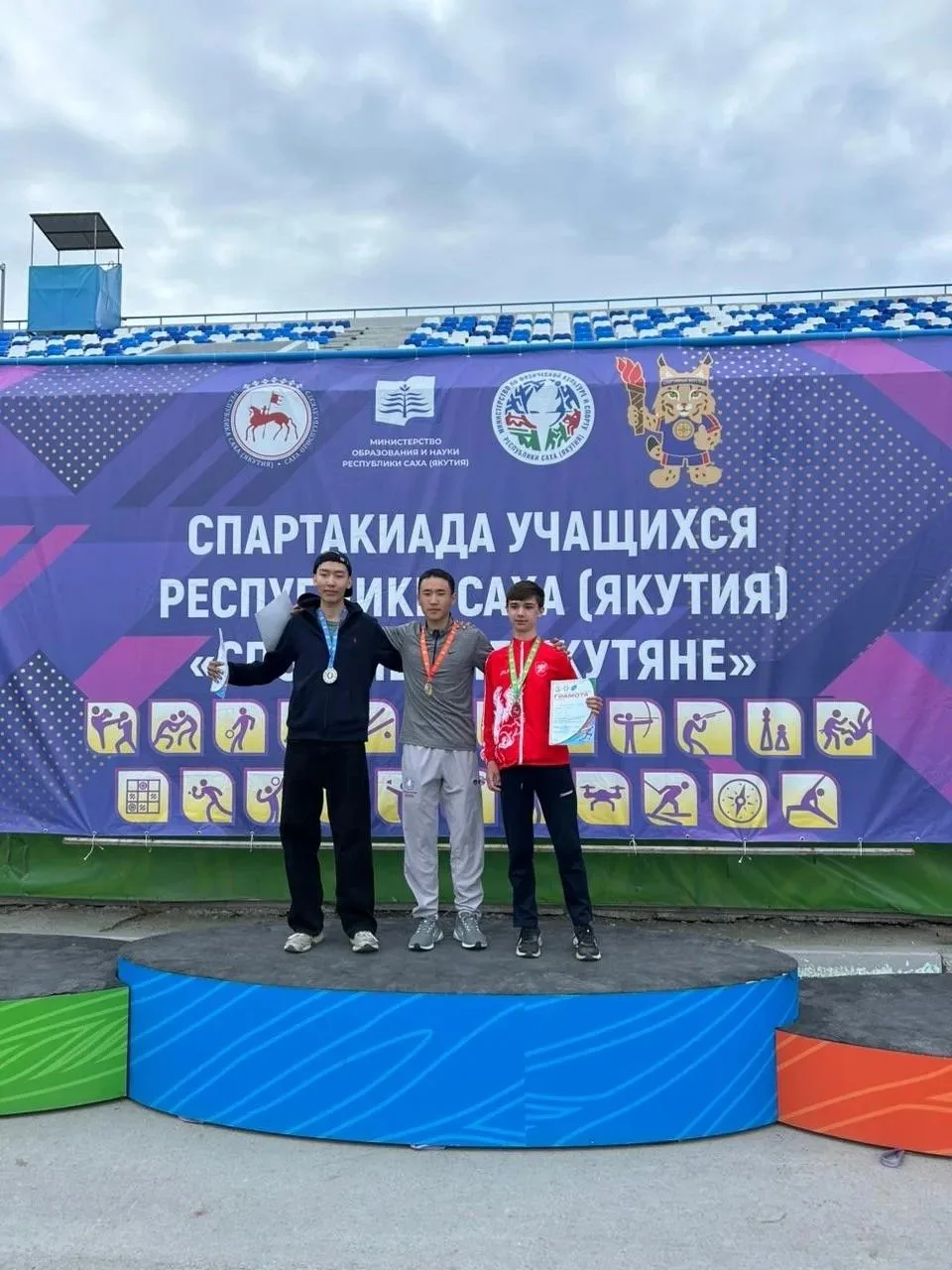 ДВОЙНАЯ ПОБЕДА! Наш Айтал Григорьев — король стайерского бега!
Браво, Айтал! Невероятный результат н