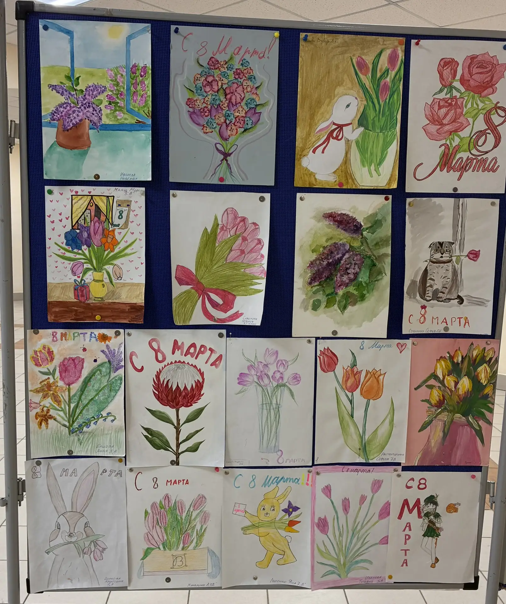 💐🌷8 марта: день весны и нежности!  В нашей школе расцвели невероятные цветы! Учитель рисования Ильин