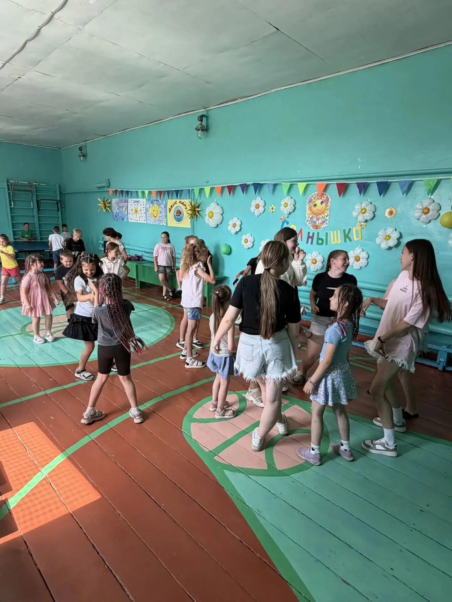 В лагере дневного пребывания «Солнышко» с большим успехом прошёл концерт, посвящённый закрытию смены