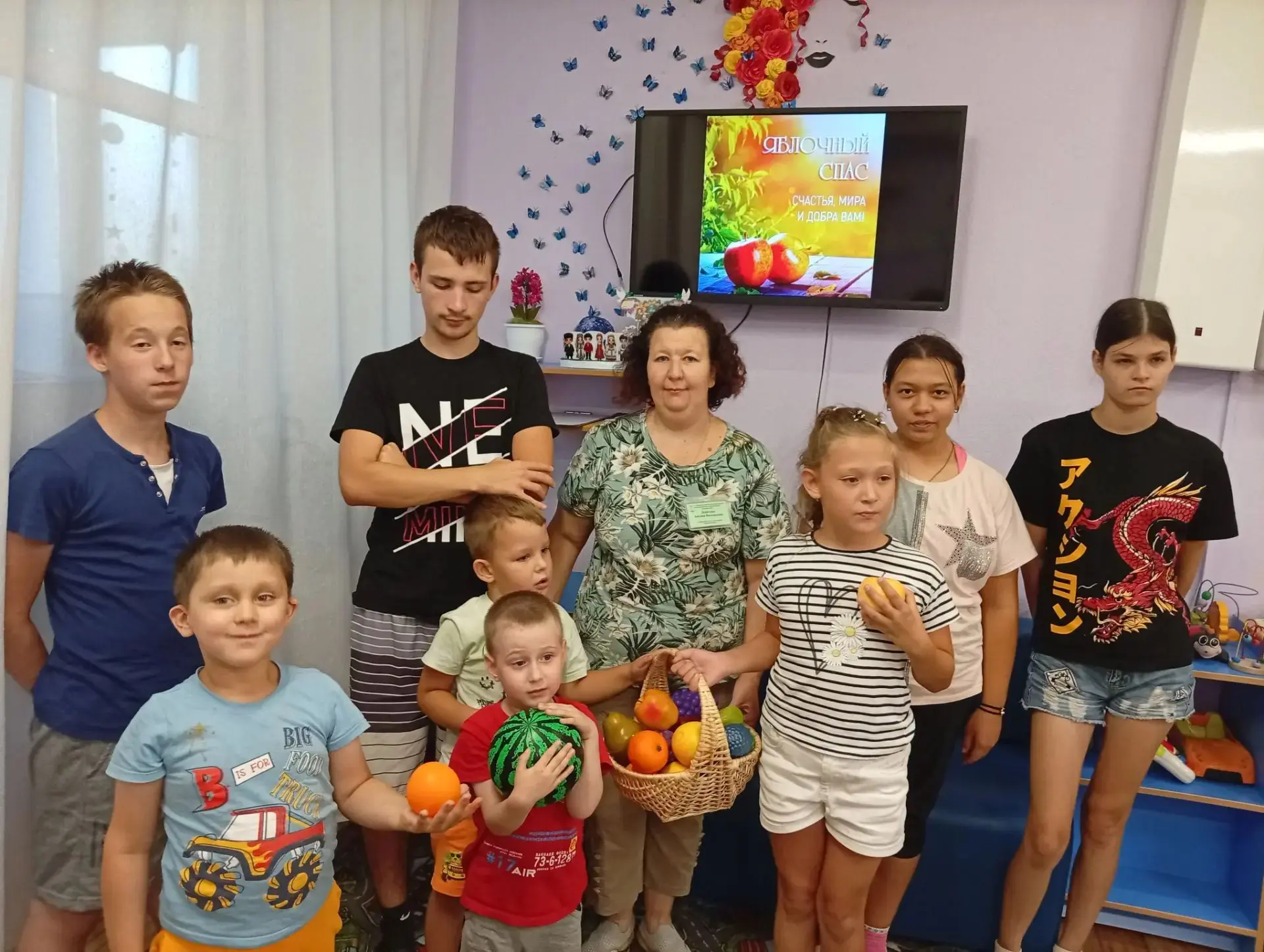 🍎 Яблочный Спас: традиции и веселье в отделении «Мать и дитя»🍎