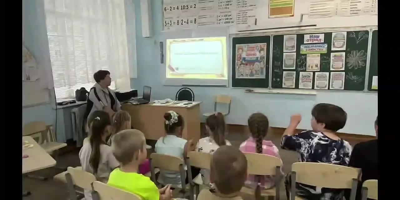 🌈 19 июня в пришкольном лагере "Радуга" при МБОУ СОШ с. Талдан прошел увлекательный день! 🌟

У нас