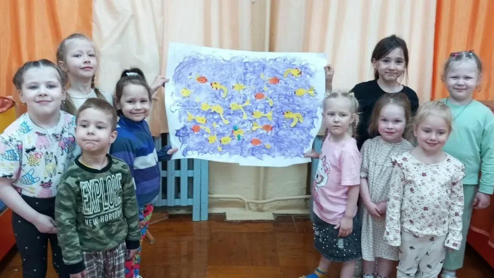 🎉 Летние новости группы «Родничок»! 🎉

☀️ Наше творчество! ☀️
Неспокойное море, а в нём — золотые 