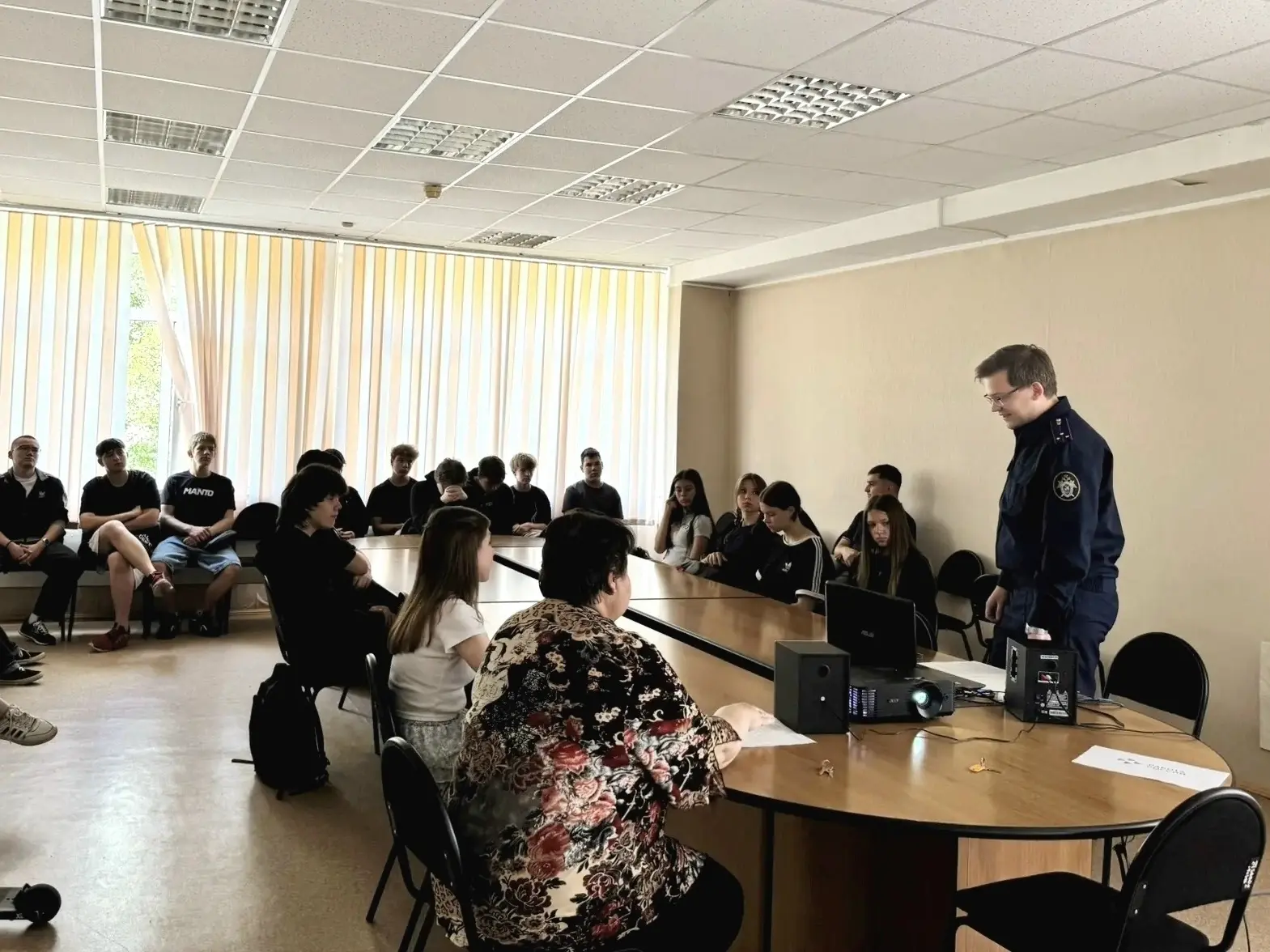 Изображение 1 к публикации «Подслушано Полевской | Екатеринбург | Чкаловский район | Верхний Уфалей | Зюзельский | Работа | Вакансии»