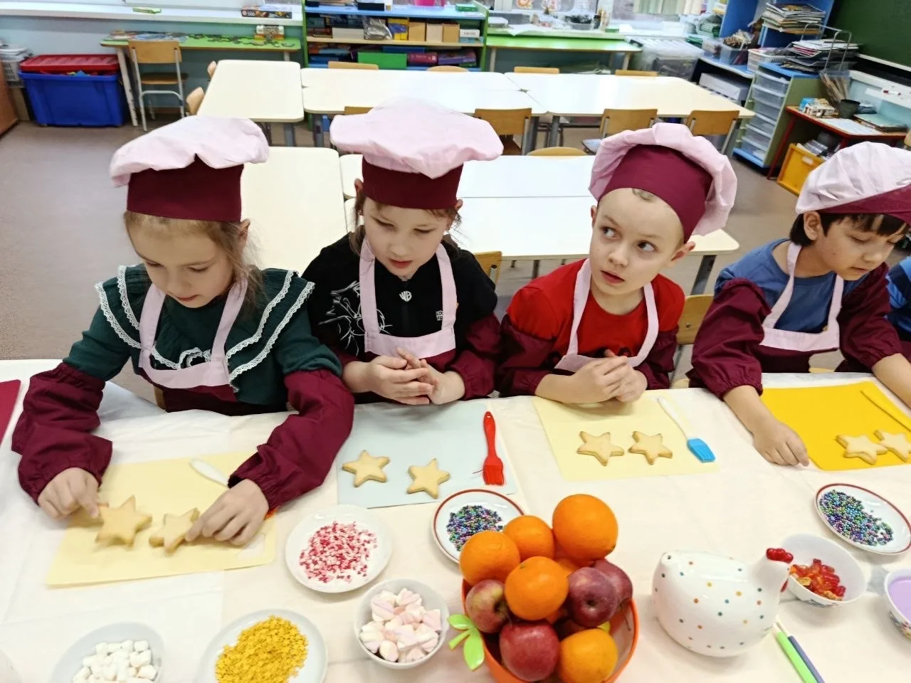 🍪 Космический кулинарный мастер-класс в Корпусе 5  В минувшую пятницу в подготовительной группе №21 