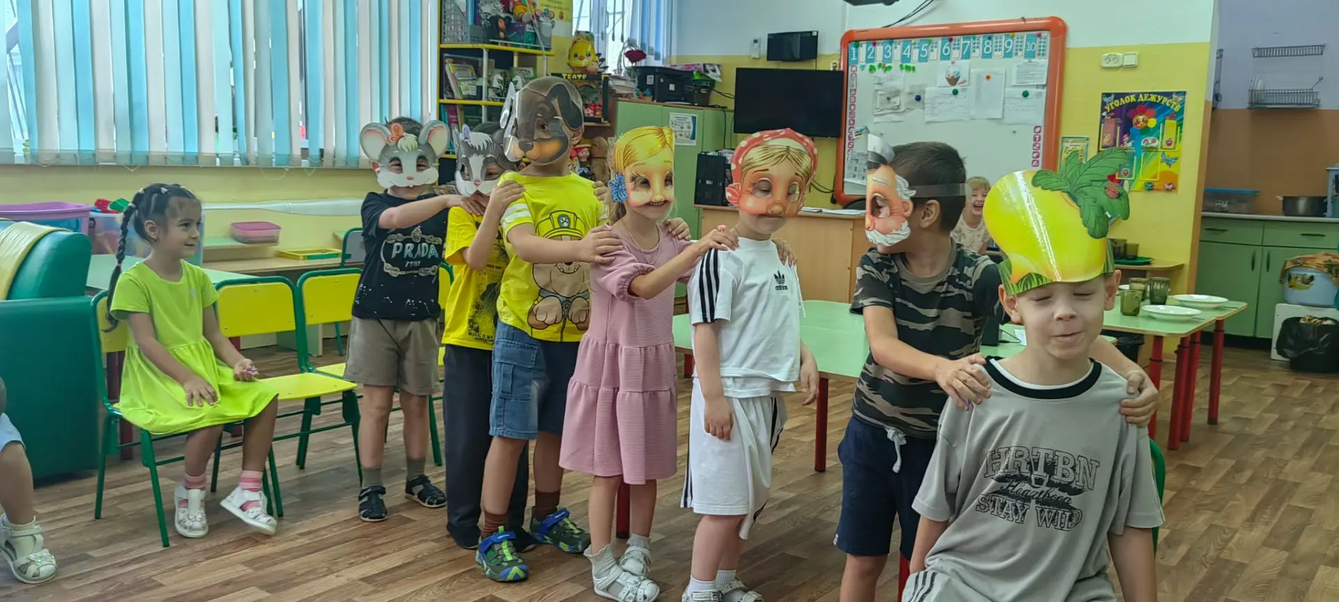 1 корпус.Ребята 3 группы обыграли сказку "Репка"