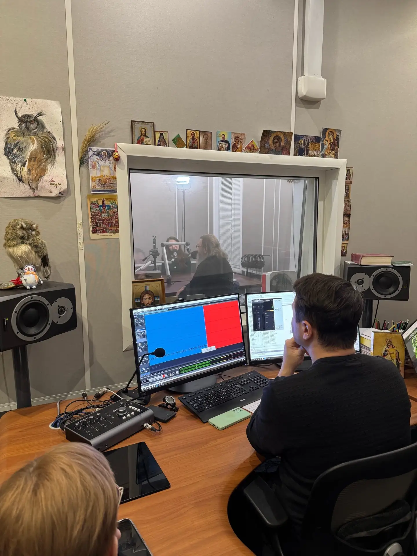 Поездка в Москву выдалась насыщенная на события! Запись программ на @radiovera Ждите программы:  "Де