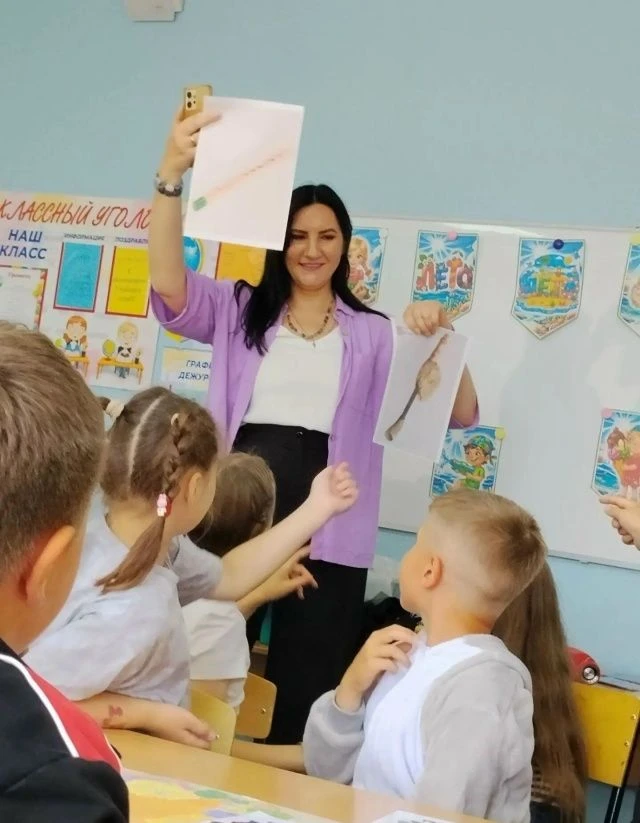 В рамках Года единства народов России и летней оздоровительной кампании сотрудники Майнского историк